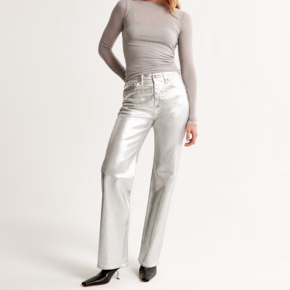 Abercrombie & Fitch Women's High Rise Silver Jeans